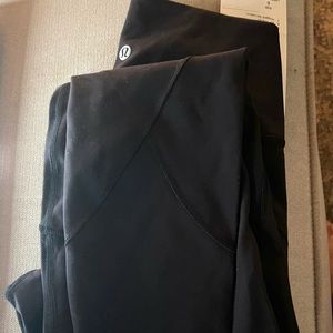 Lululemon In Movement Tight 25”